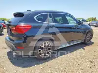 2021 BMW X1 фото