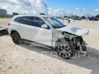 2021 BMW X1 фото