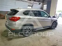 2021 BMW X1 фото