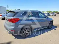 2021 BMW X1 фото