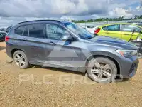 2021 BMW X1 фото