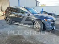 2021 BMW X1 photo