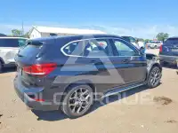 2021 BMW X1 фото