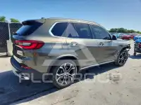 2021 BMW X5 photo