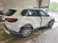 2021 BMW X5 photo