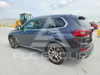2021 BMW X5 фото