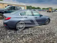 2021 BMW 330 photo