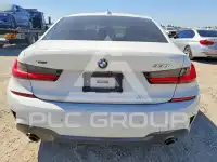 2021 BMW 330 фото