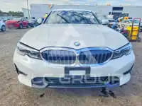2021 BMW 330 photo