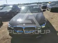 2021 BMW 330 photo