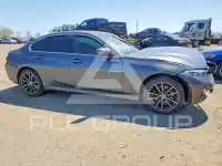 2021 BMW 330 photo