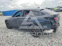 2021 BMW X4 photo