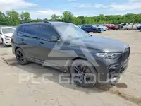 2021 BMW X7 фото