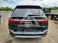 2021 BMW X7 фото