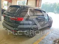 2021 BMW X7 фото