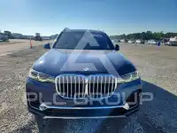 2021 BMW X7 фото