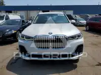 2021 BMW X7 фото