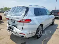 2021 BMW X7 фото