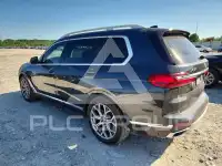 2021 BMW X7 фото