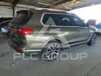 2021 BMW X7 photo