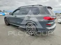 2021 BMW X7 photo
