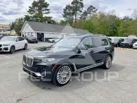 2021 BMW X7 photo