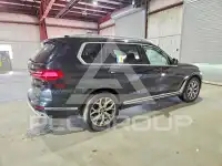 2021 BMW X7 фото