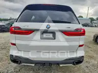 2021 BMW X7 фото