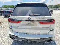 2021 BMW X7 фото