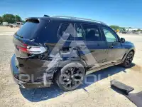 2021 BMW X7 фото