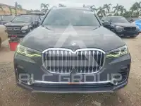 2021 BMW X7 фото