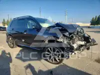 2021 BMW X7 photo