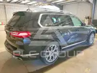 2021 BMW X7 photo