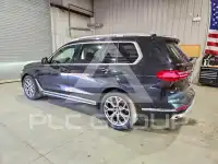 2021 BMW X7 фото