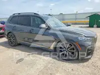 2021 BMW X7 фото