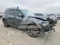 2021 BMW X7 фото