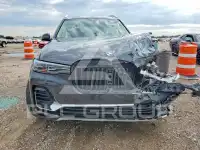 2021 BMW X7 фото