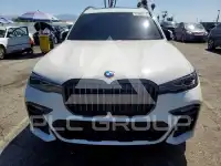 2021 BMW X7 photo