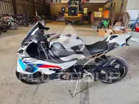 2021 BMW S1000 фото