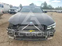 2021 BMW 330 photo