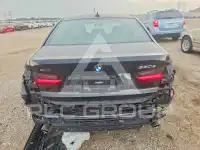 2021 BMW 330 photo