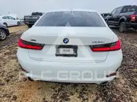 2021 BMW 330 photo