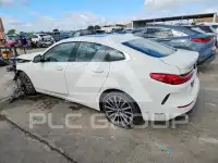 2021 BMW 228 фото