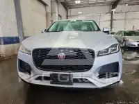 2021 Jaguar F-PACE photo