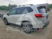 2021 Subaru Forester photo