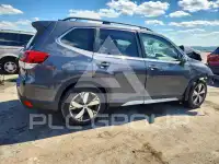 2021 Subaru Forester photo