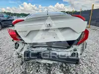 2021 Honda CIVIC photo
