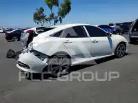 2021 Honda CIVIC фото