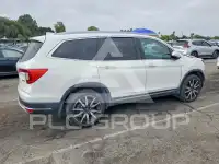 2021 Honda PILOT photo