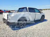 2021 Honda RIDGELINE photo